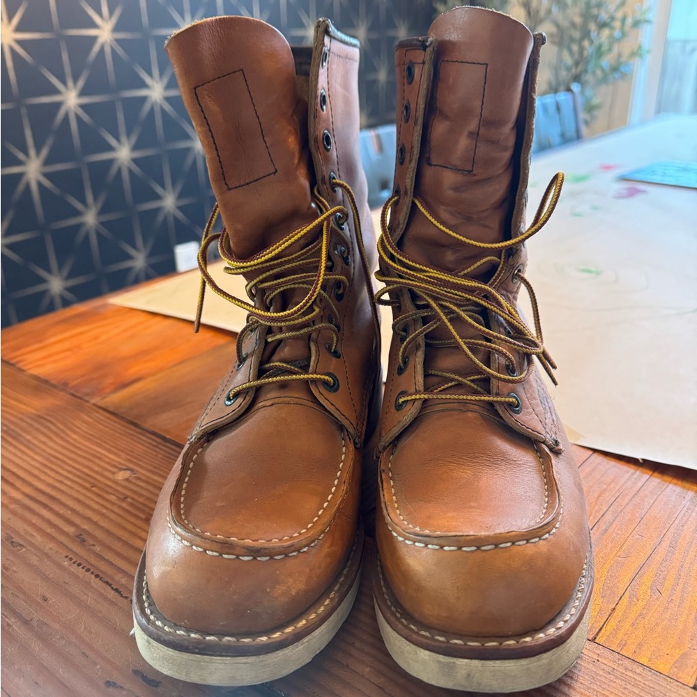 Red Wing 8 Inch Classic Moc Boot, men’s size 7